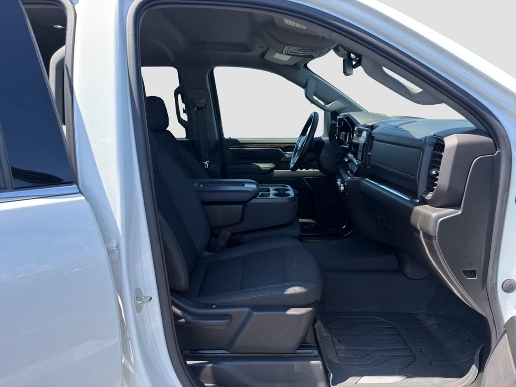 Used 2024 GMC Sierra 2500 SLE w/ SLE Value Package; AWD/4WD image 18