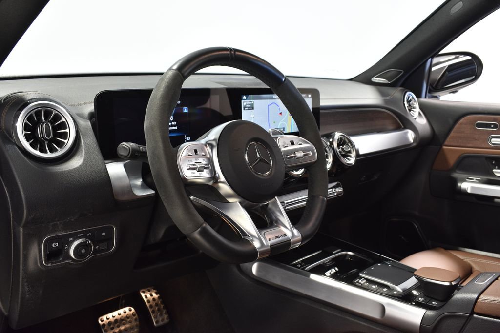 Used 2023 Mercedes-Benz GLB 35 AMG 4MATIC image 3