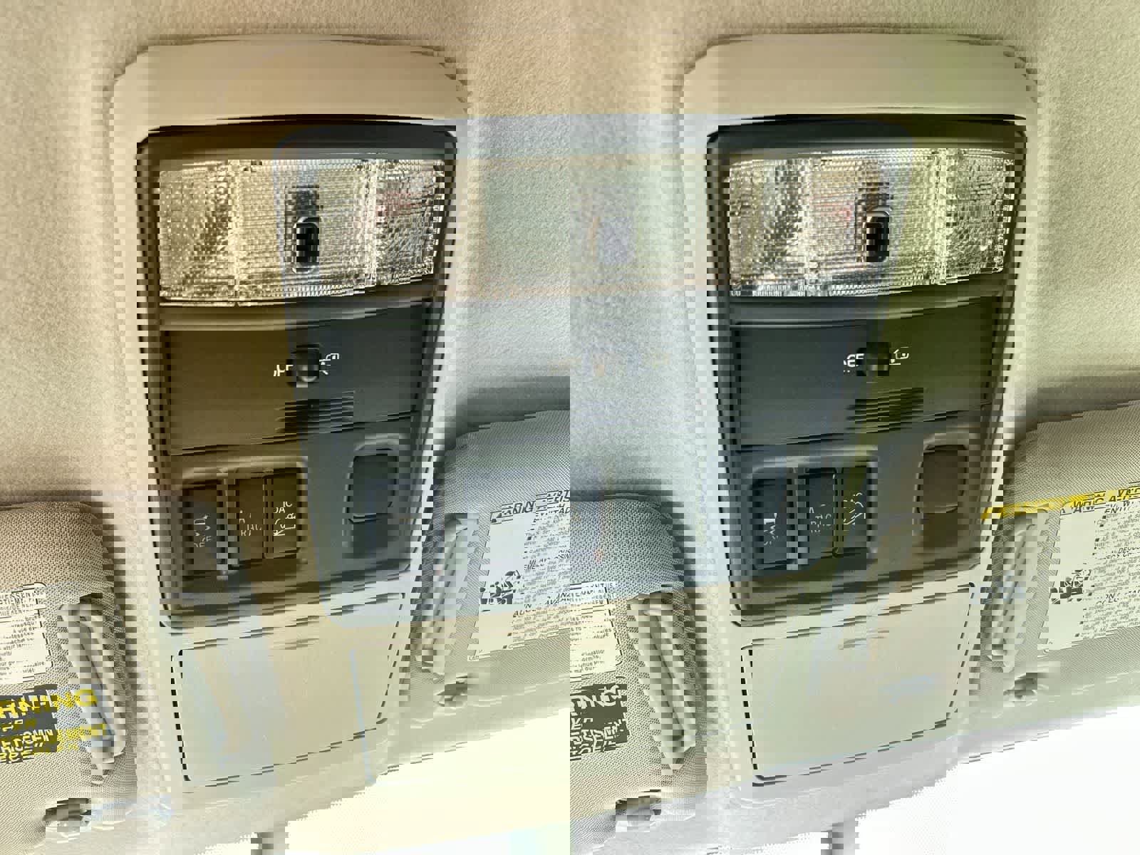 Used 2015 Toyota 4Runner SR5 AWD/4WD image 17