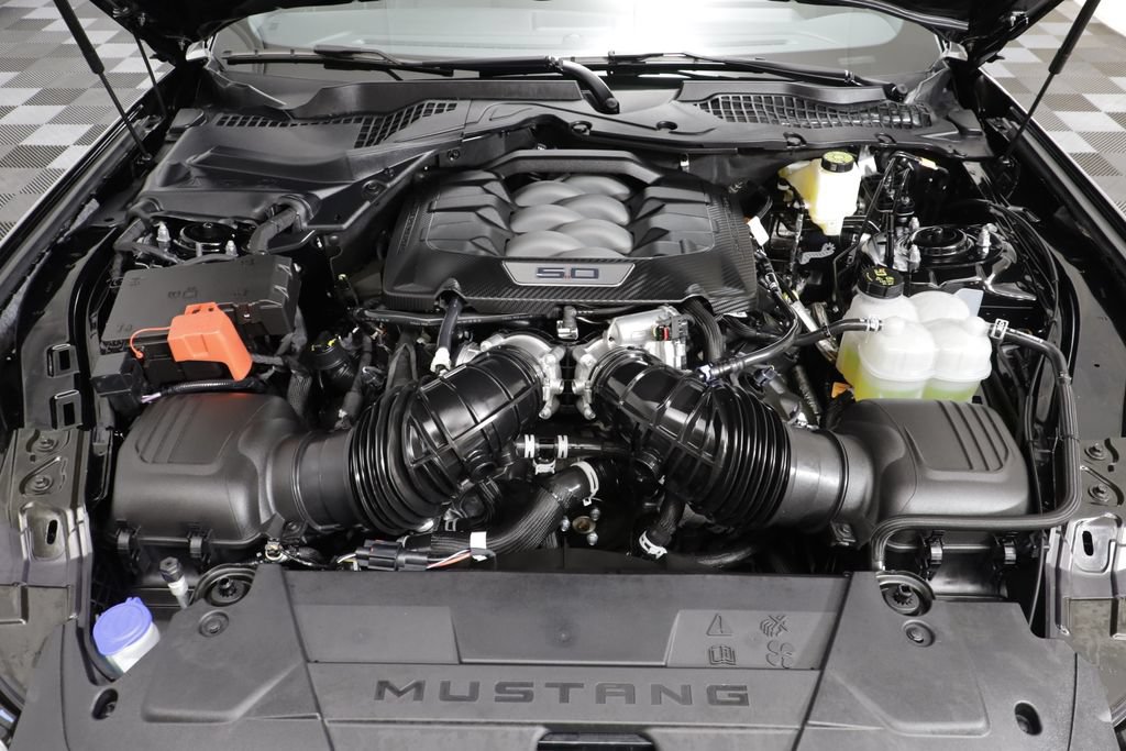 Used 2025 Ford Mustang GT Premium RWD image 25