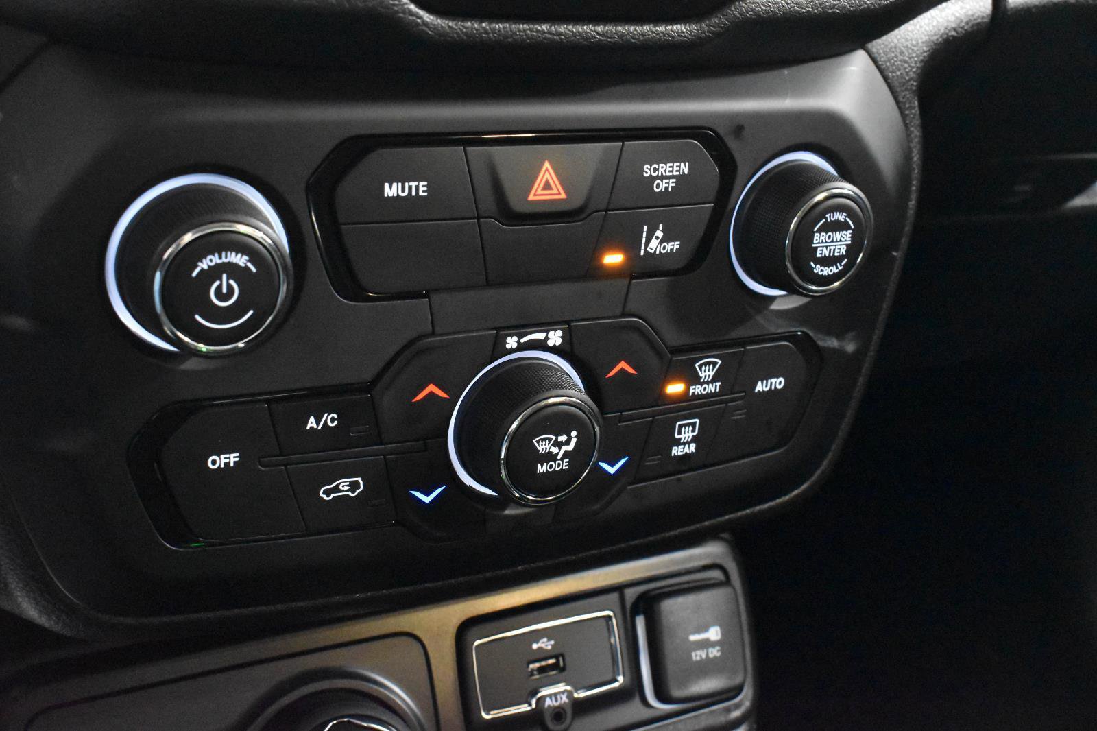 Used 2021 Jeep Renegade Sport image 17