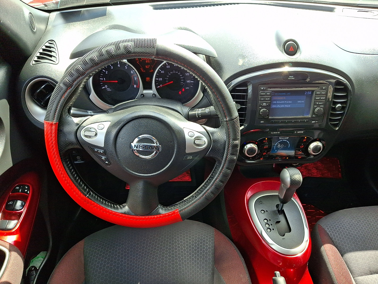 Used 2011 Nissan Juke SV AWD/4WD image 11