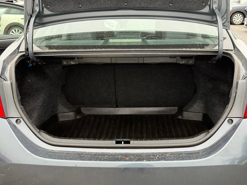 Used 2014 Toyota Corolla S FWD image 28