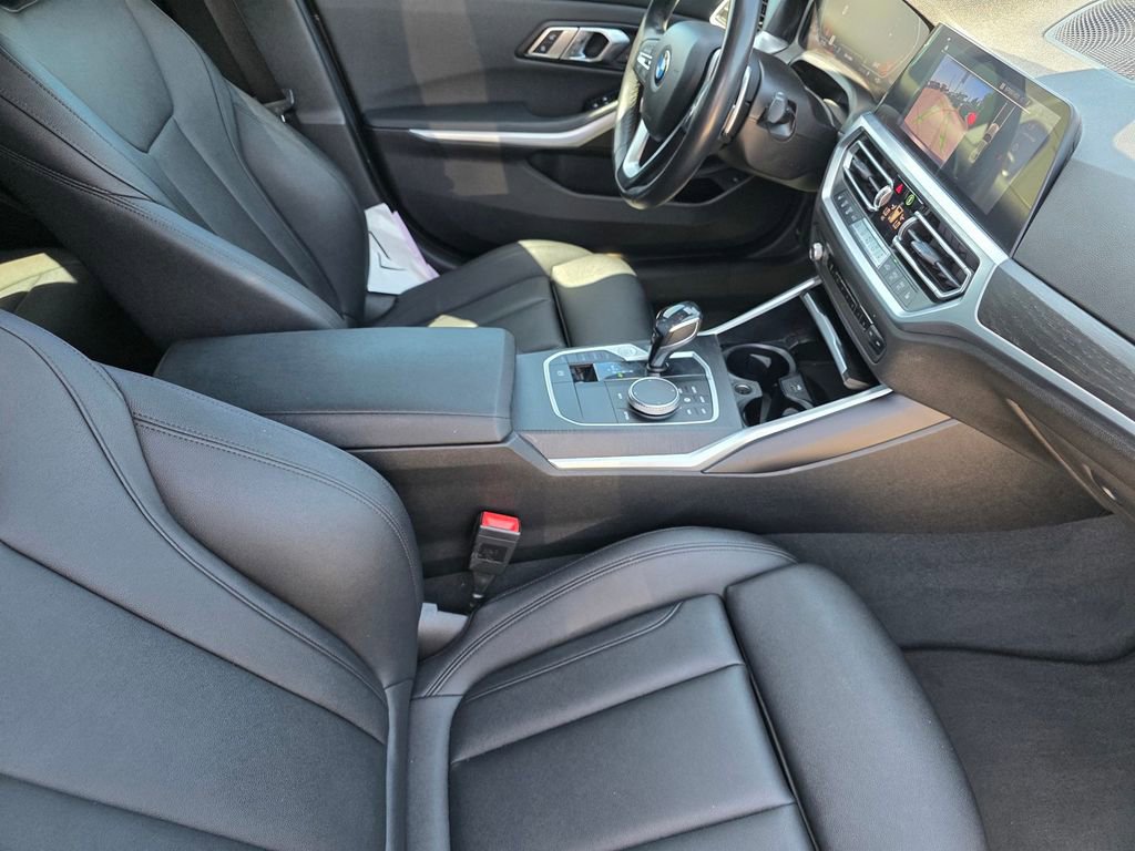 Used 2020 BMW 330i Sedan w/ Driving Assistance Package RWD image 20