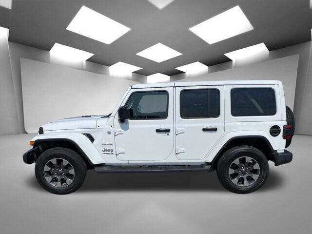 Used 2019 Jeep Wrangler Unlimited Sahara w/ Advanced Safety Group image 4