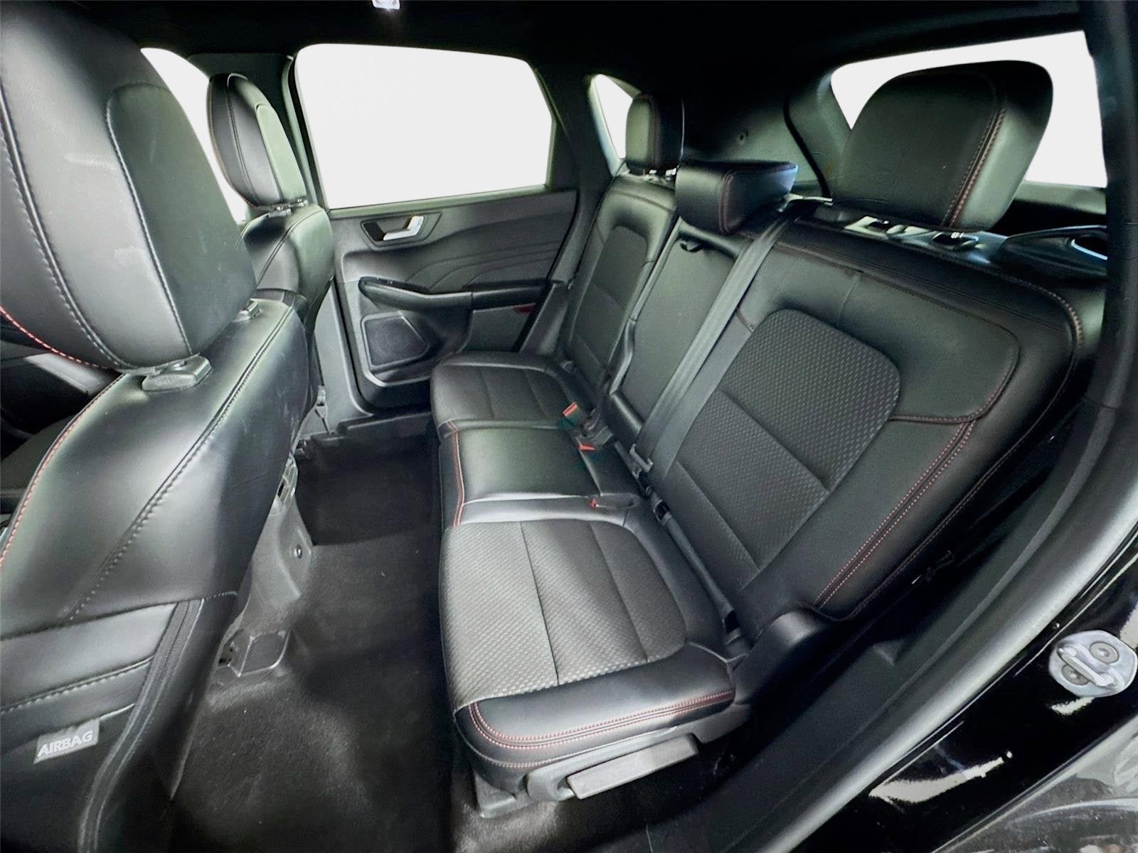 Used 2025 Ford Escape ST-Line Select AWD/4WD image 22