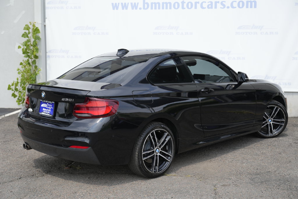 Used 2020 BMW 230i xDrive Coupe w/ M Sport Package AWD/4WD image 3