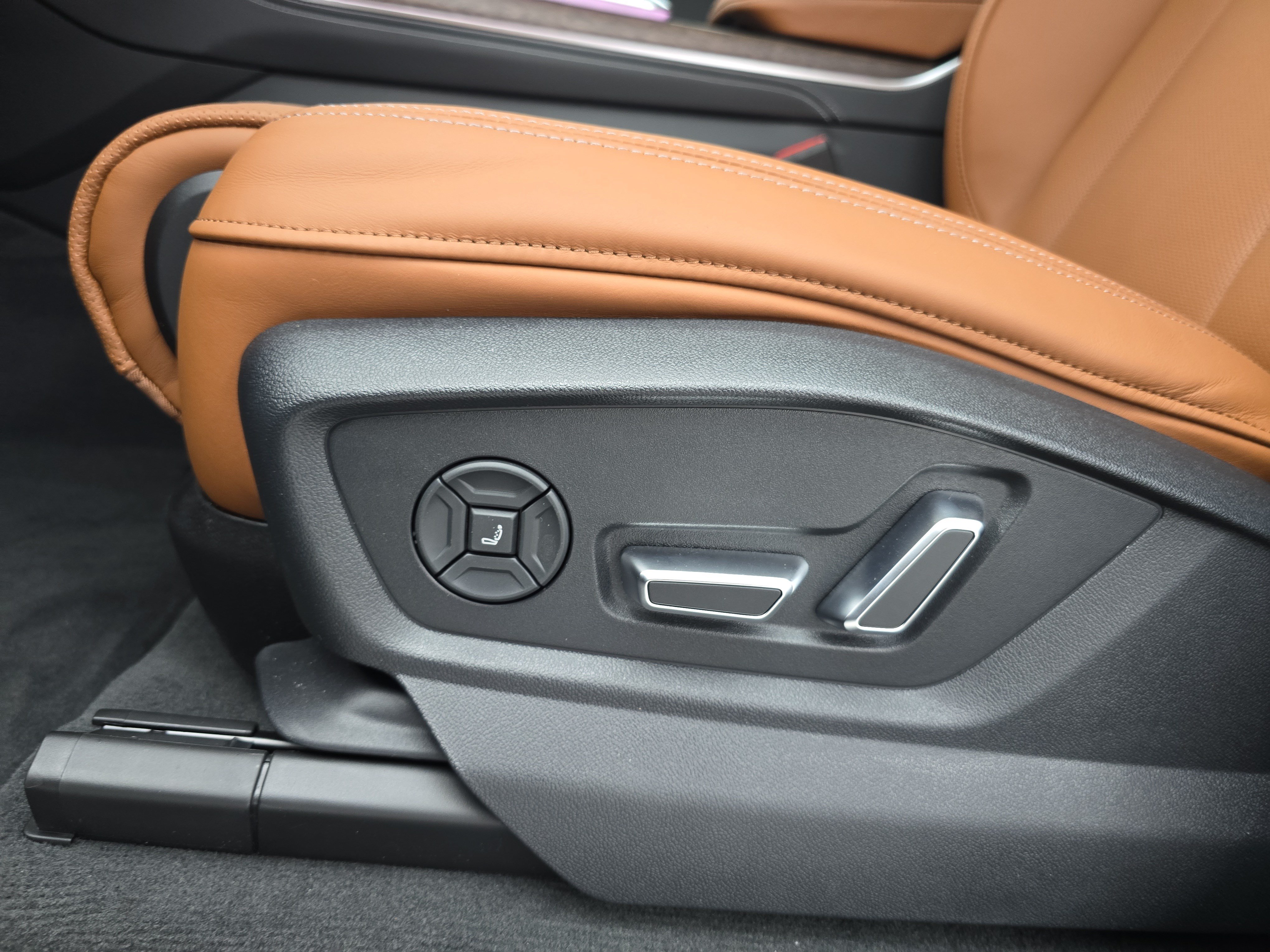 New 2026 Audi Q8 Prestige AWD/4WD image 29