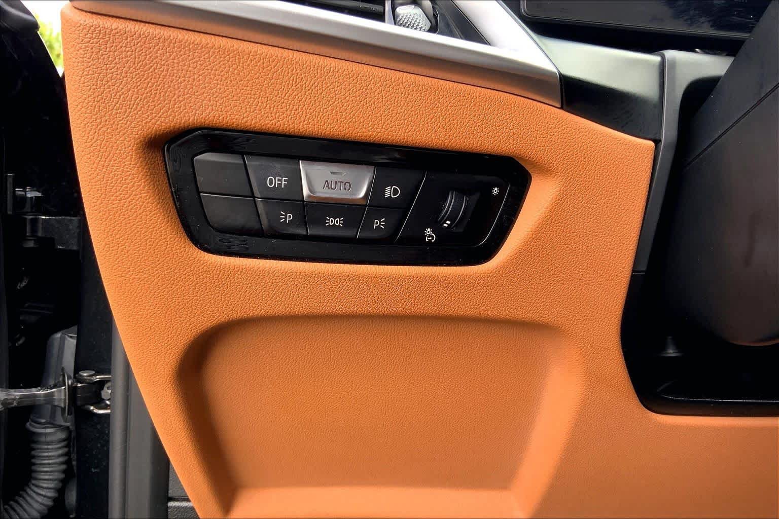 Used 2025 BMW M340i w/ Premium Package RWD image 33