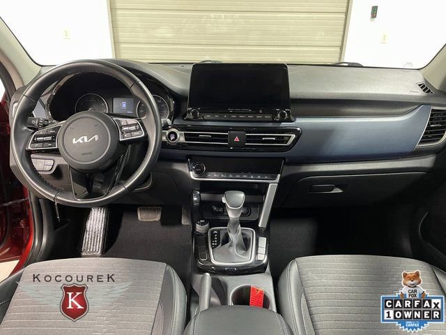 Used 2023 Kia Seltos S w/ Navigation Package image 14