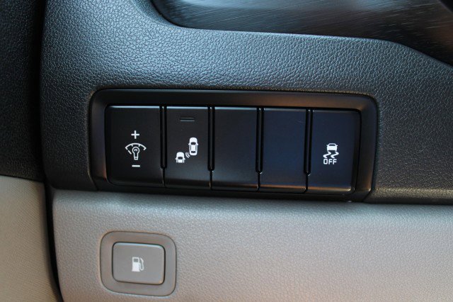 Used 2021 Kia Sedona EX FWD image 34