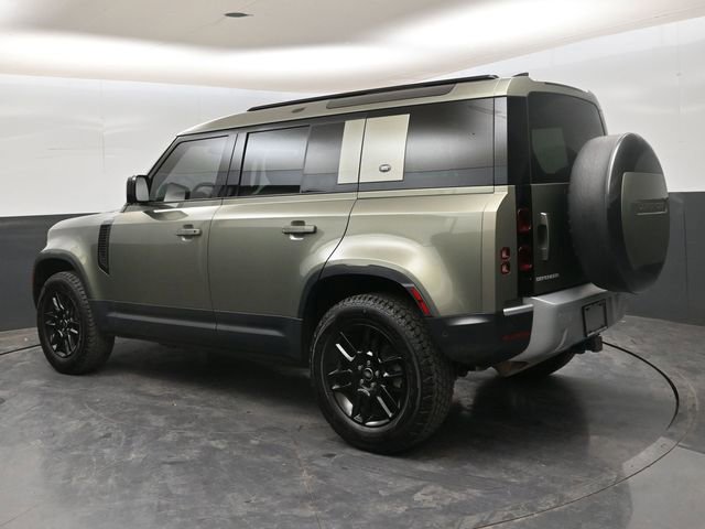 Used 2024 Land Rover Defender 110 S image 6