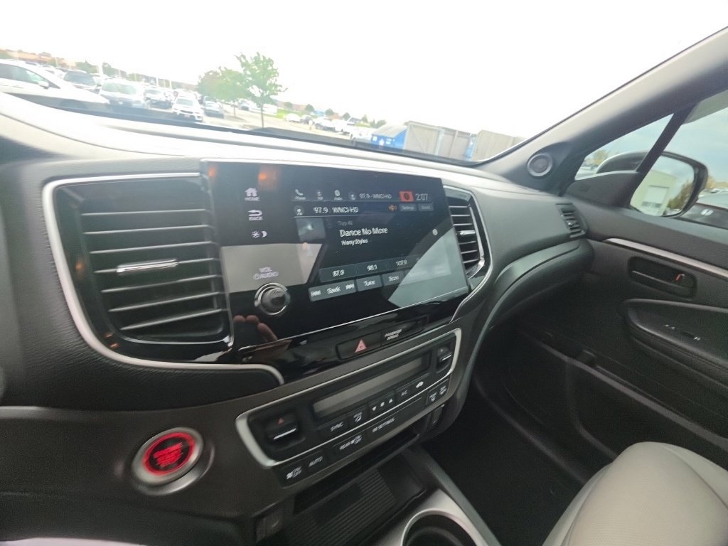 Certified 2023 Honda Passport EX-L image 18