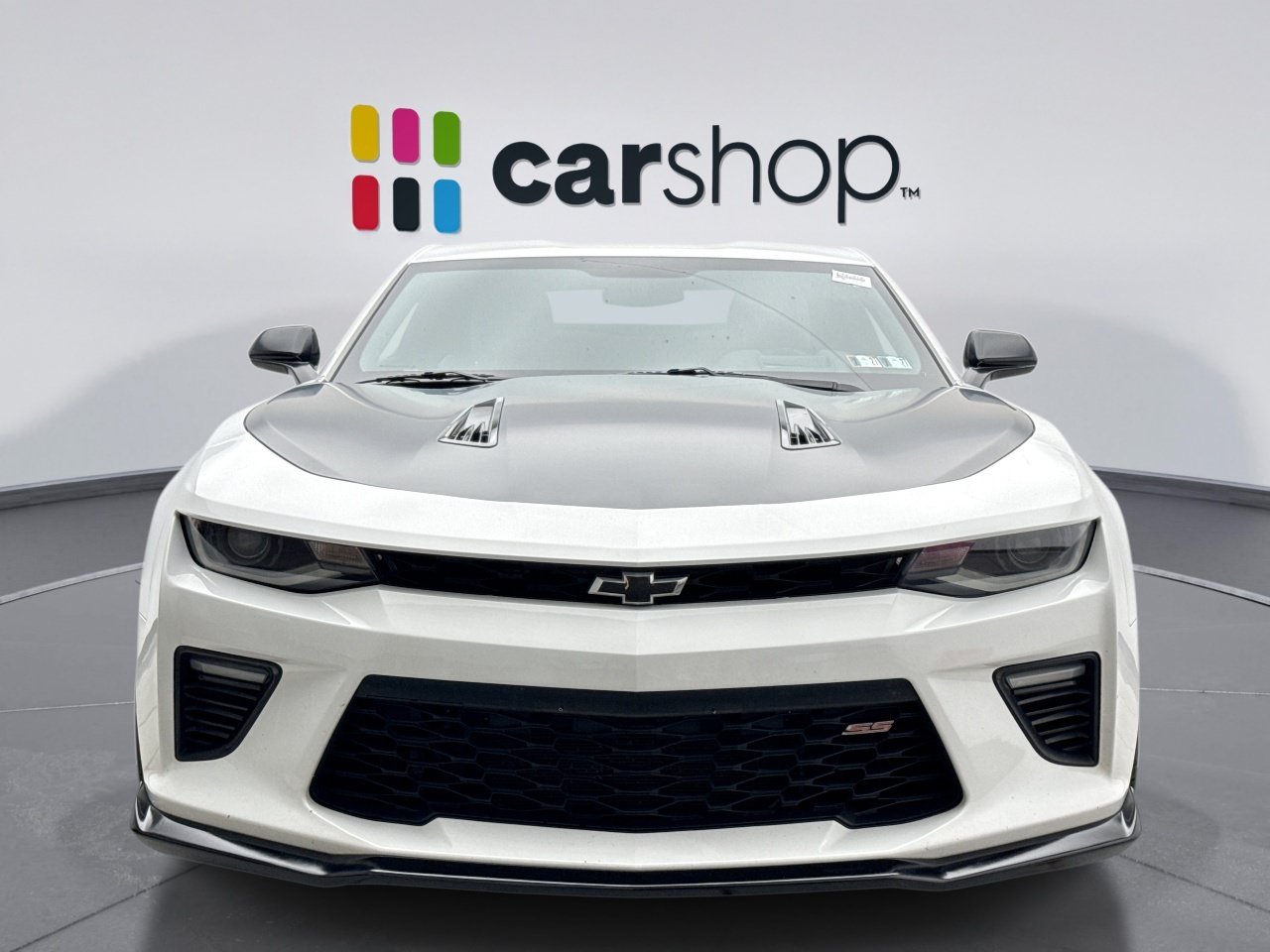 Used 2018 Chevrolet Camaro SS RWD image 8