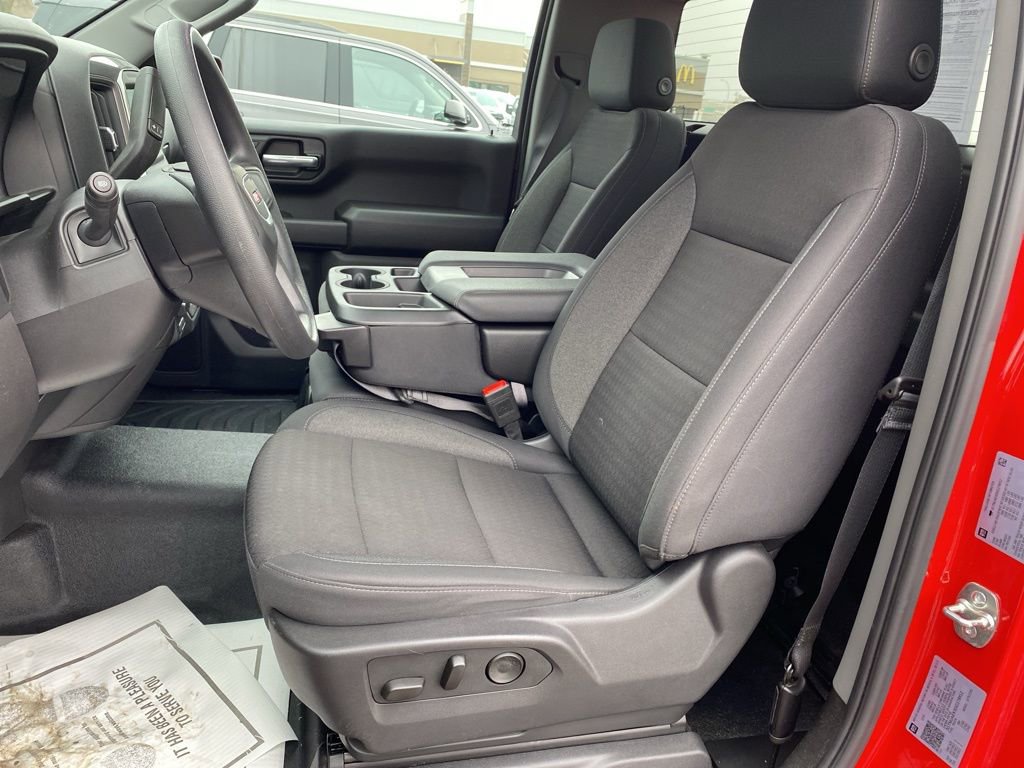 Used 2025 GMC Sierra 1500 Pro w/ Pro Value Package image 11