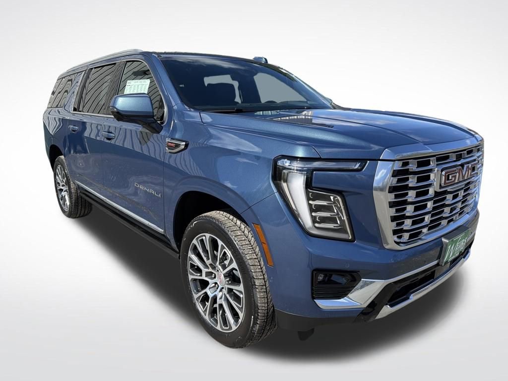 New 2026 GMC Yukon XL Denali w/ Denali Reserve Package image 9