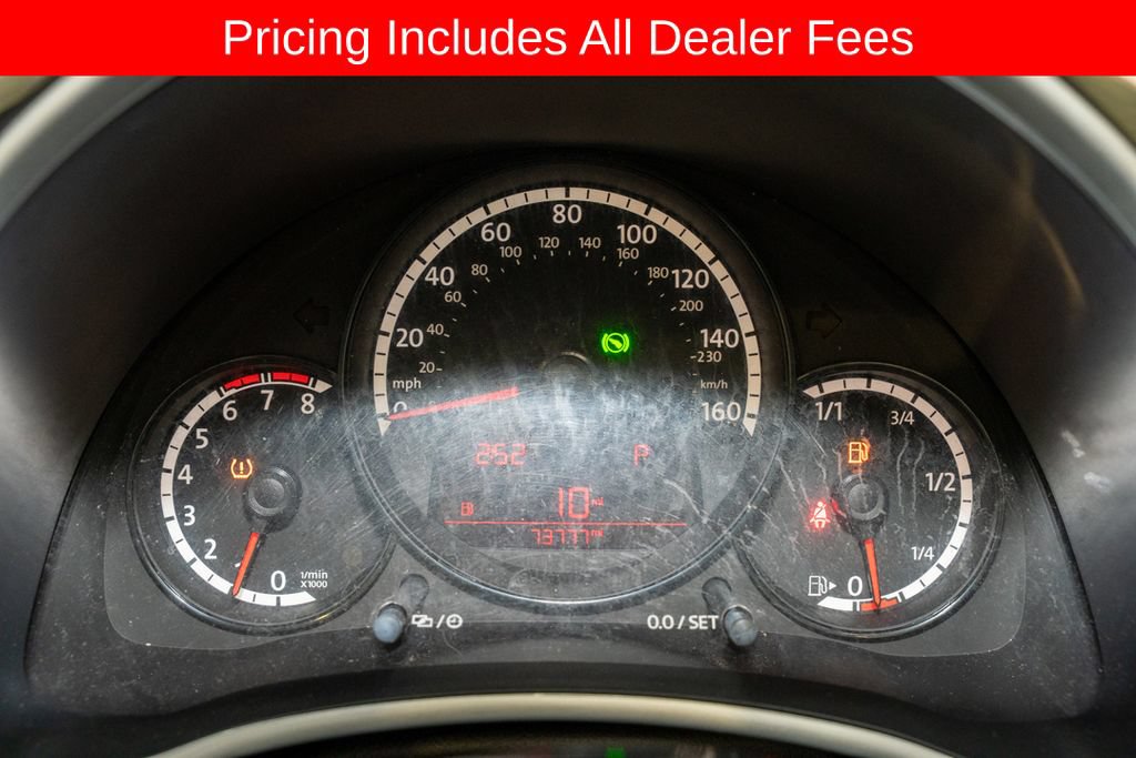 Used 2013 Volkswagen Beetle 2.5 FWD image 15