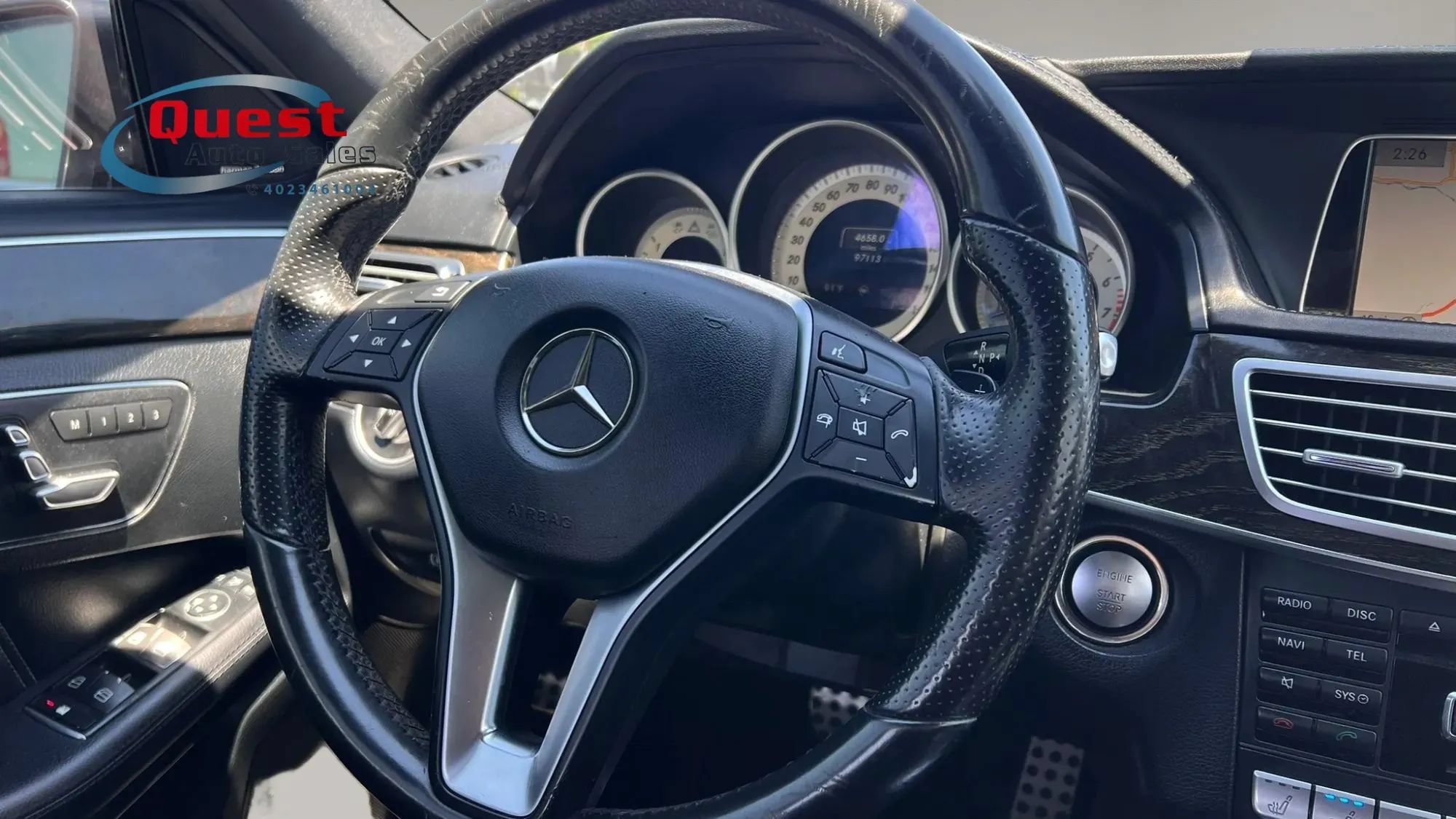 Used 2015 Mercedes-Benz E 400 Sedan w/ Driver Assistance Package image 27