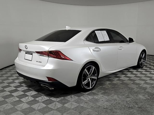 Used 2018 Lexus IS 300 w/ Premium Package RWD image 4