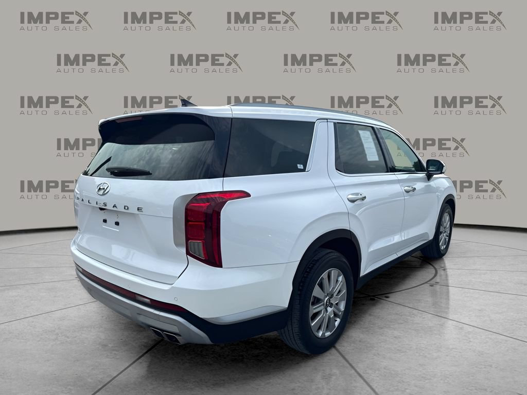 Used 2025 Hyundai Palisade SEL FWD image 3
