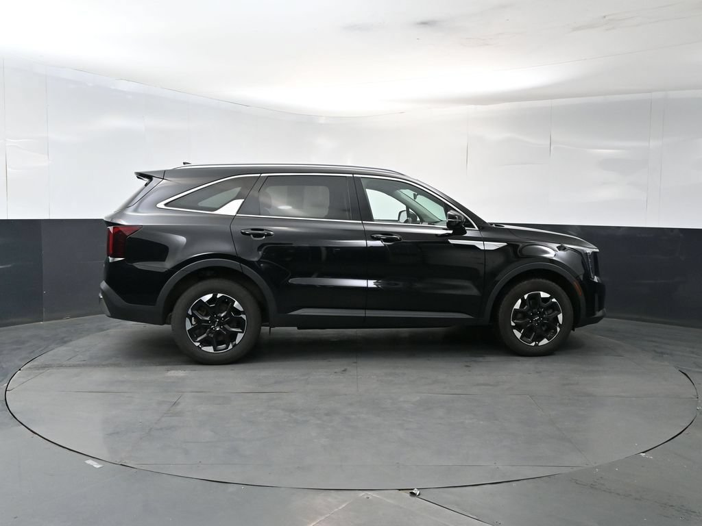 Certified 2024 Kia Sorento S AWD/4WD image 6
