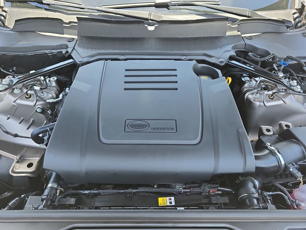 New 2026 Land Rover Discovery S AWD/4WD image 33