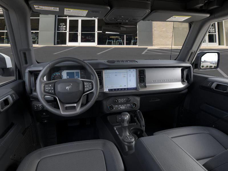 New 2025 Ford Bronco Outer Banks image 9