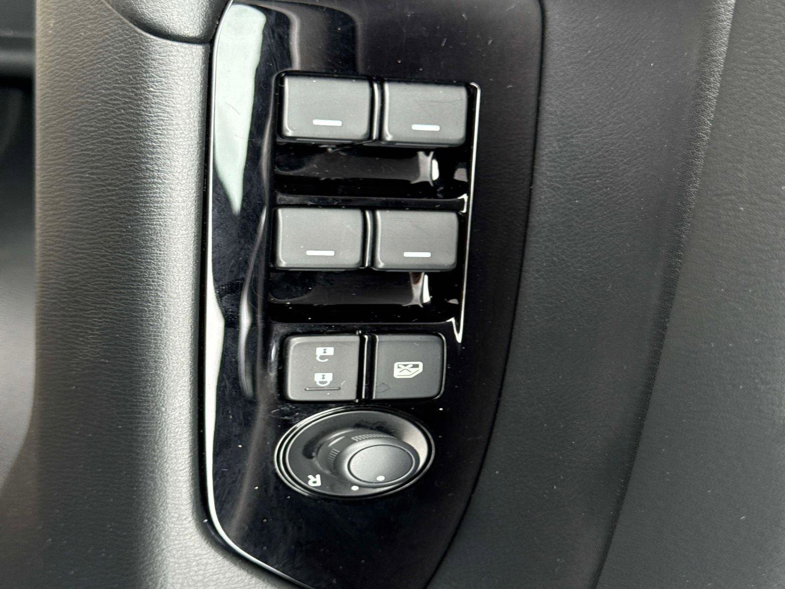 Certified 2025 MAZDA CX-5 AWD 2.5 S w/ Select Package image 17