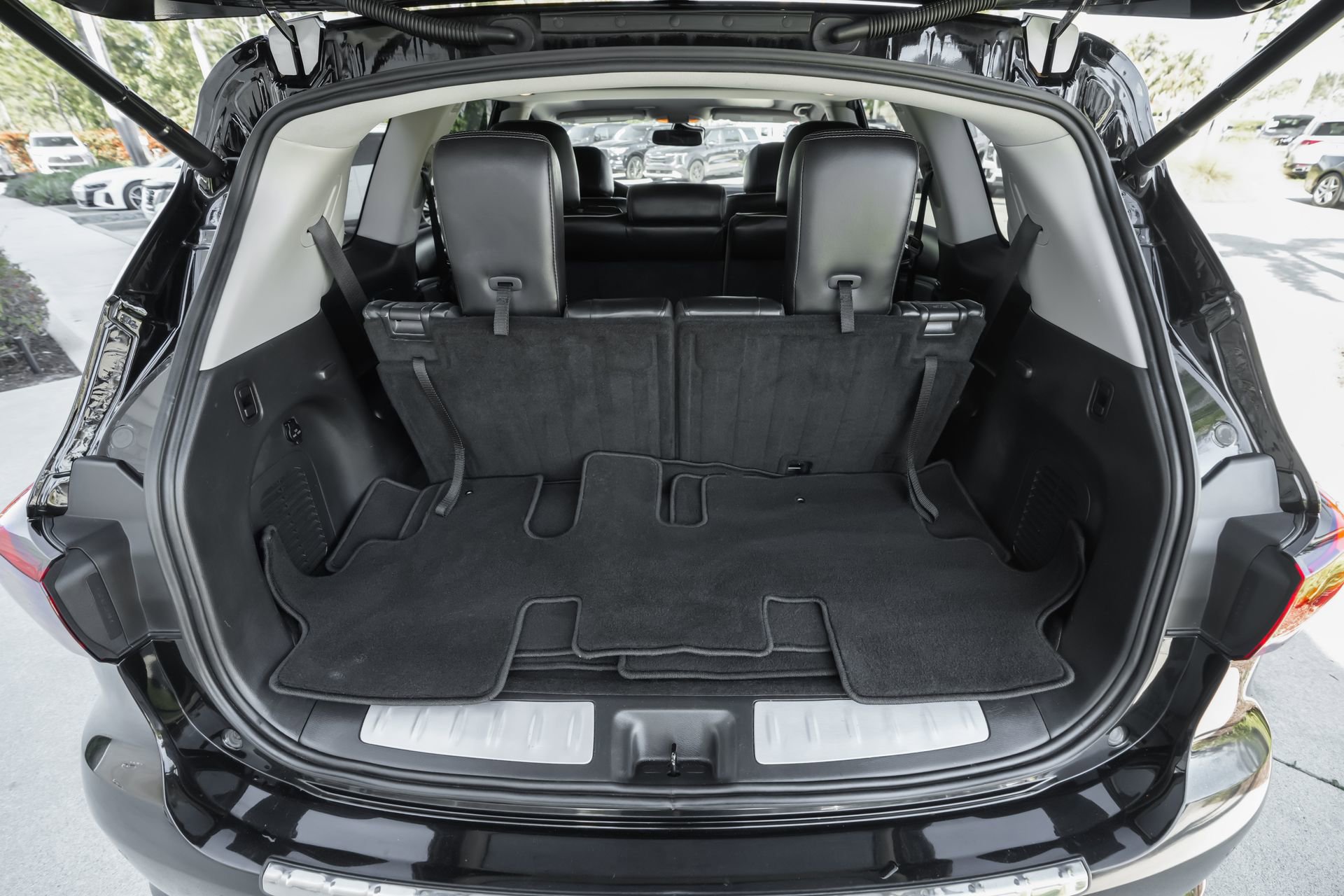 Used 2020 INFINITI QX60 Luxe w/ Essential Package image 43