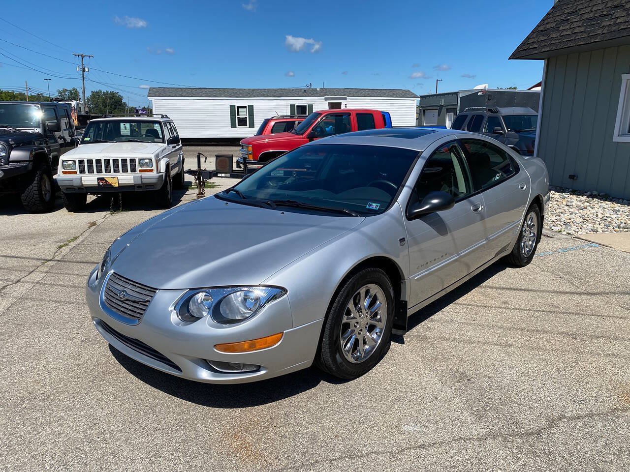 Used 2000 Chrysler 300M FWD image 2