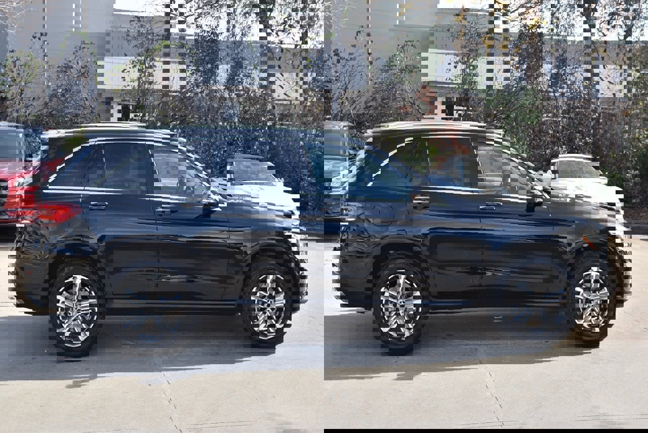 Used 2022 Mercedes-Benz GLC 300 image 6