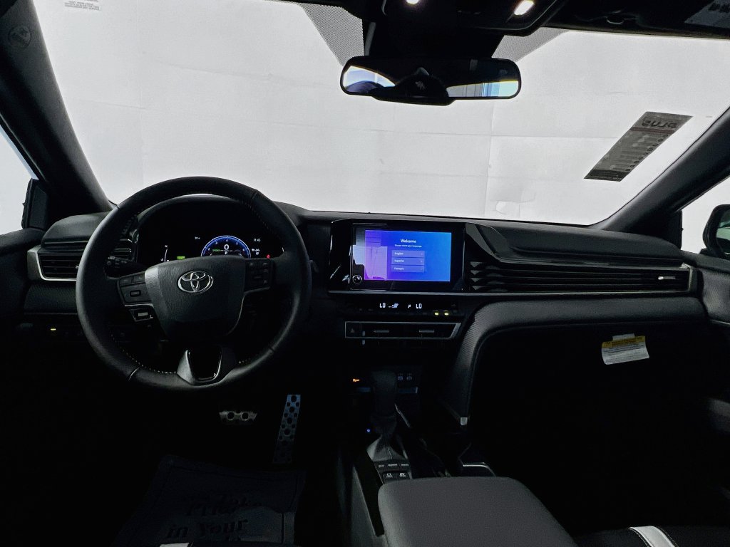 Used 2025 Toyota Camry SE FWD image 26