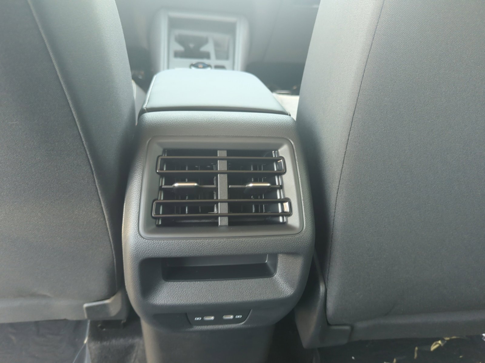 New 2025 Volkswagen Tiguan S image 30