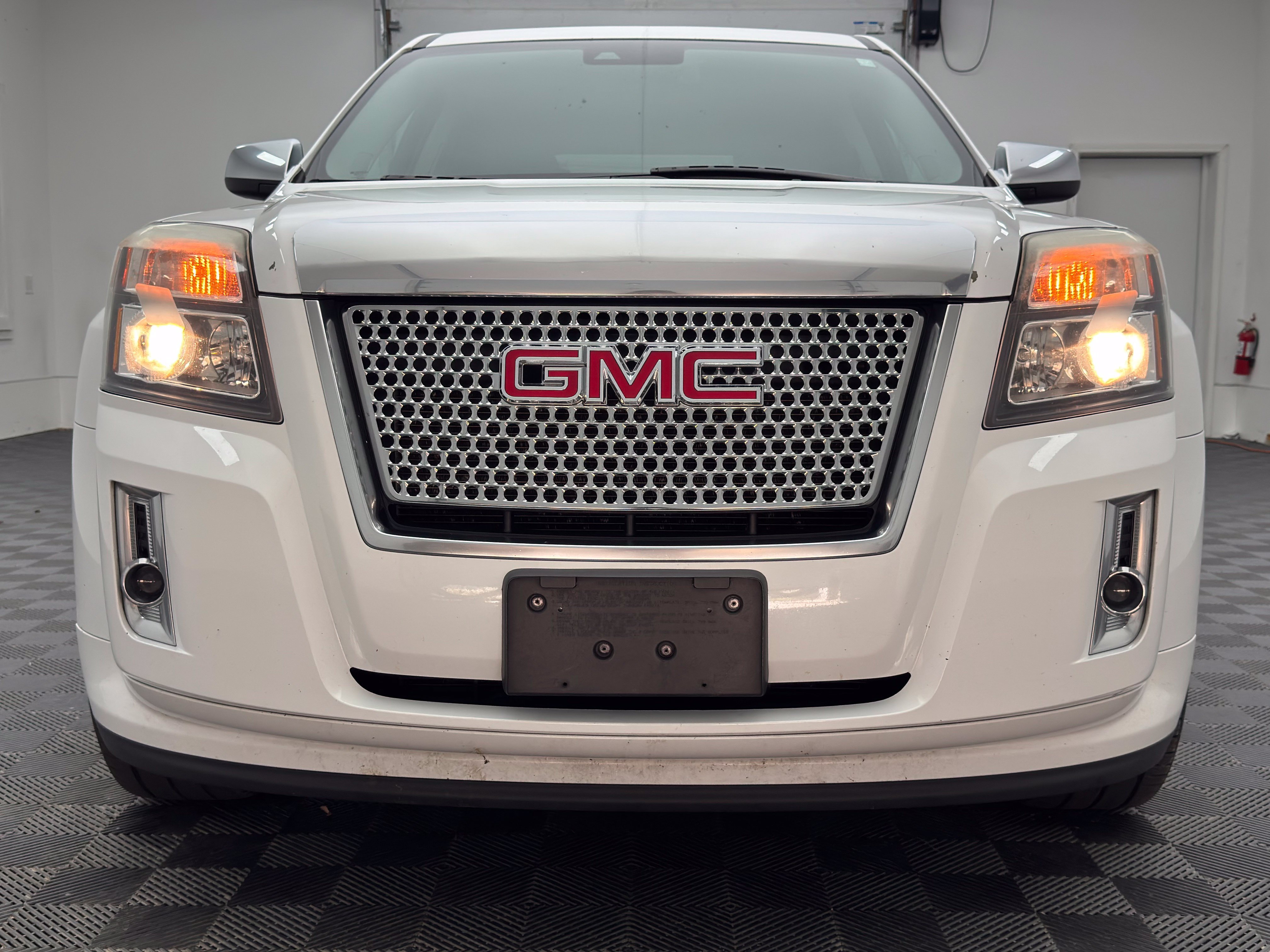 Used 2013 GMC Terrain Denali w/ LPO, Protection Package AWD/4WD image 13