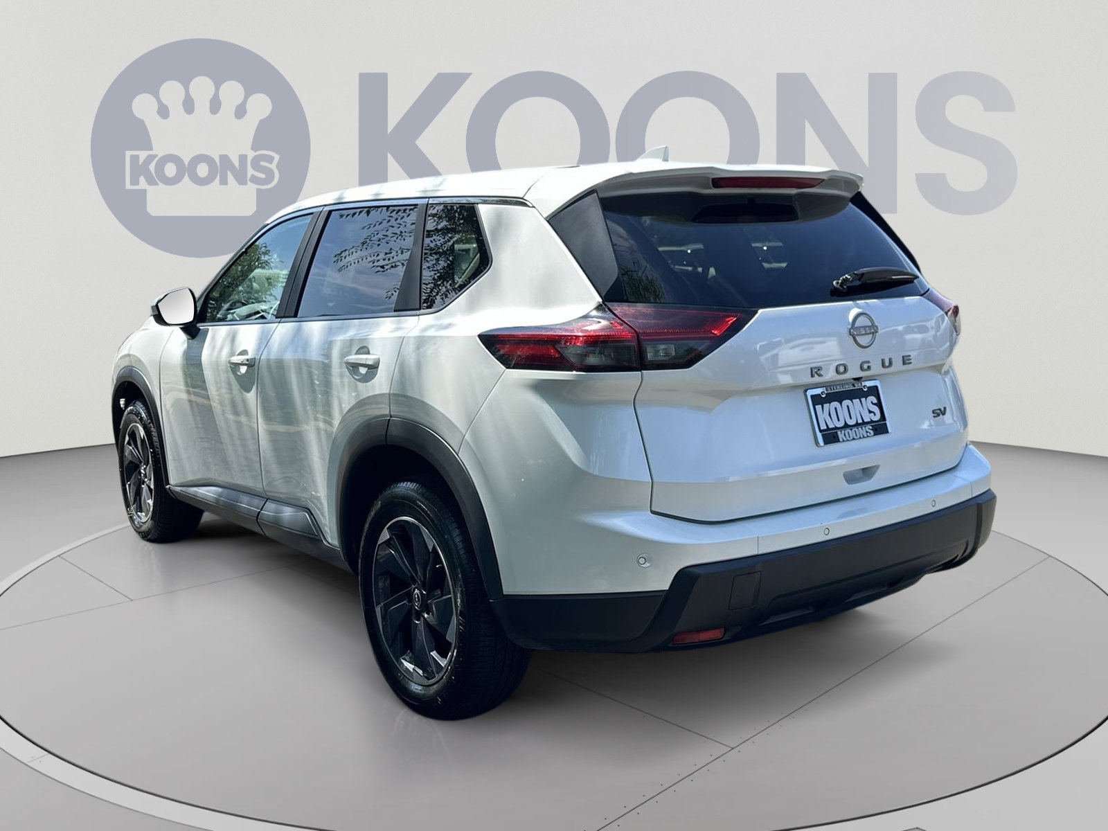 Used 2024 Nissan Rogue SV FWD image 8