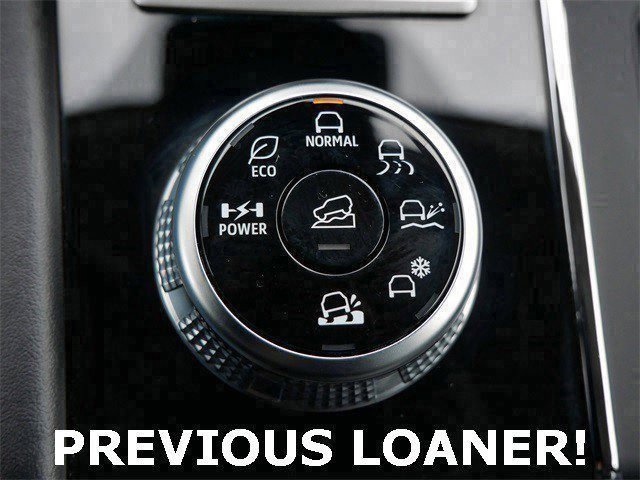 Used 2025 Mitsubishi Outlander SE image 25