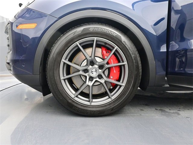 New 2025 Porsche Cayenne S image 6