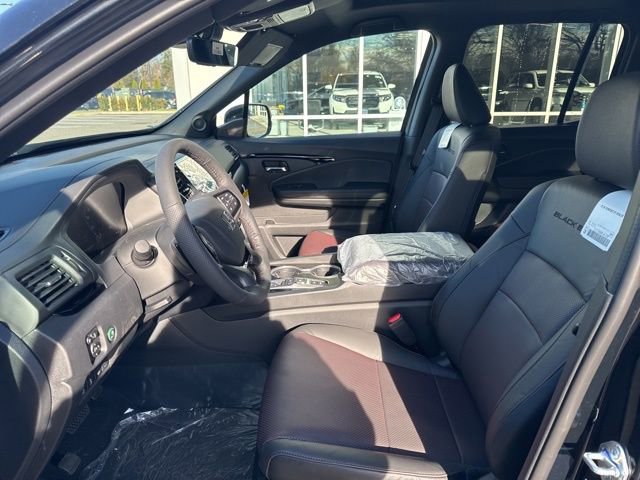 New 2026 Honda Ridgeline Black Edition image 13