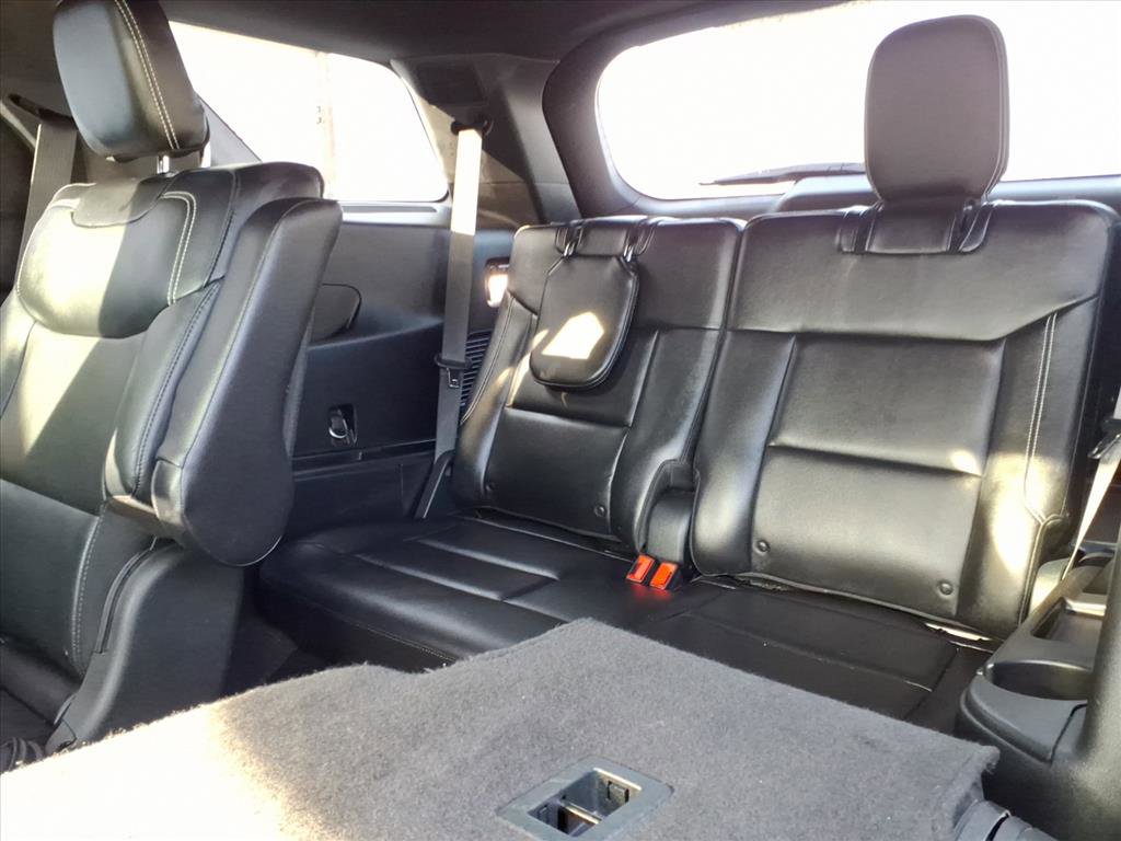 Used 2020 Ford Explorer ST w/ ST Street Pack image 18