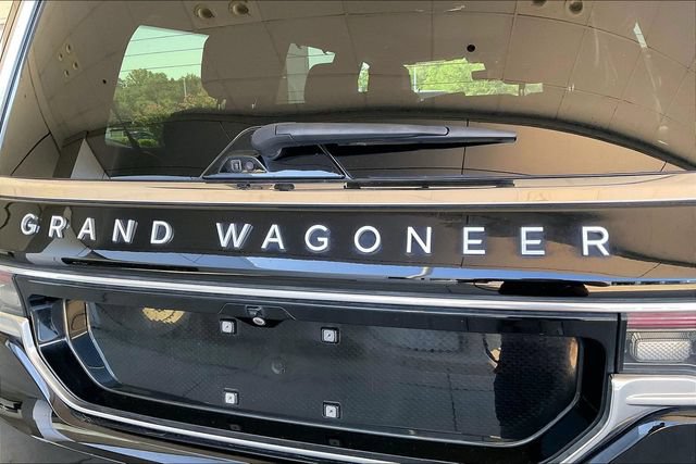 Used 2023 Jeep Grand Wagoneer 4WD w/ Convenience Group III image 24