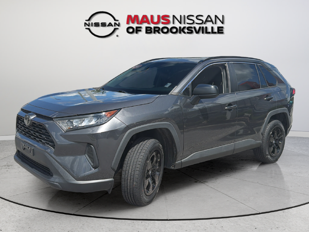 Used 2021 Toyota RAV4 LE AWD/4WD image 5