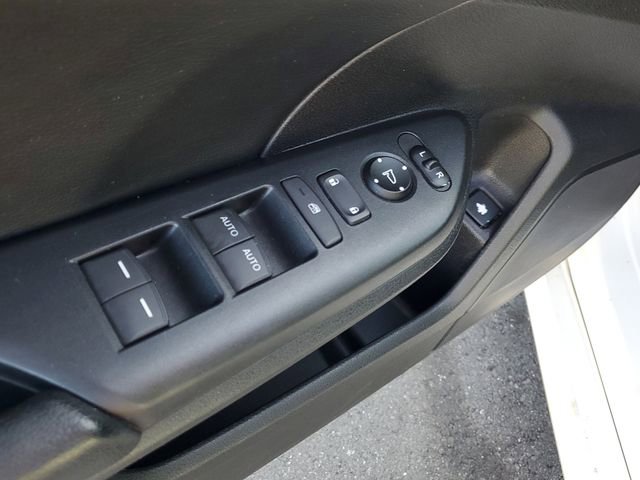 Used 2016 Honda Civic Touring image 18