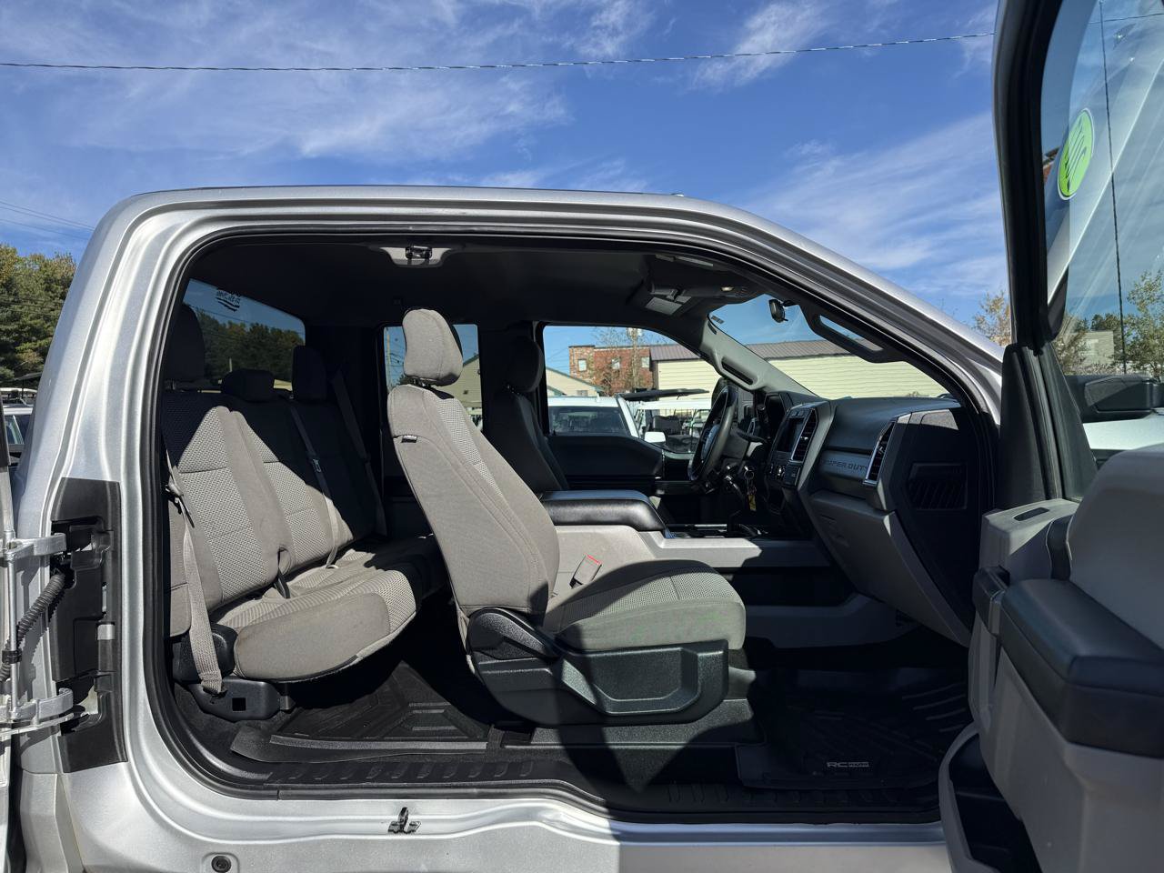 Used 2017 Ford F250 XLT w/ XLT Value Package AWD/4WD image 18