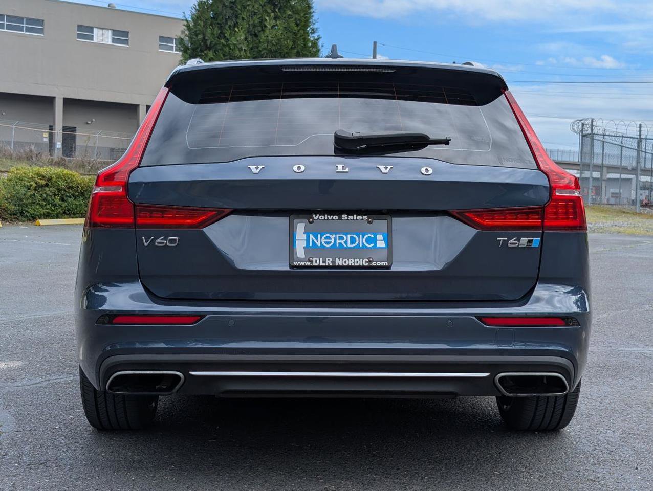 Used 2019 Volvo V60 T6 Inscription AWD/4WD image 6