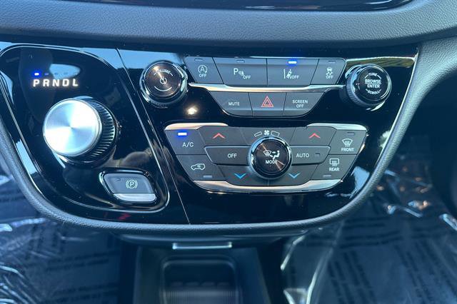 New 2026 Chrysler Voyager LX image 17