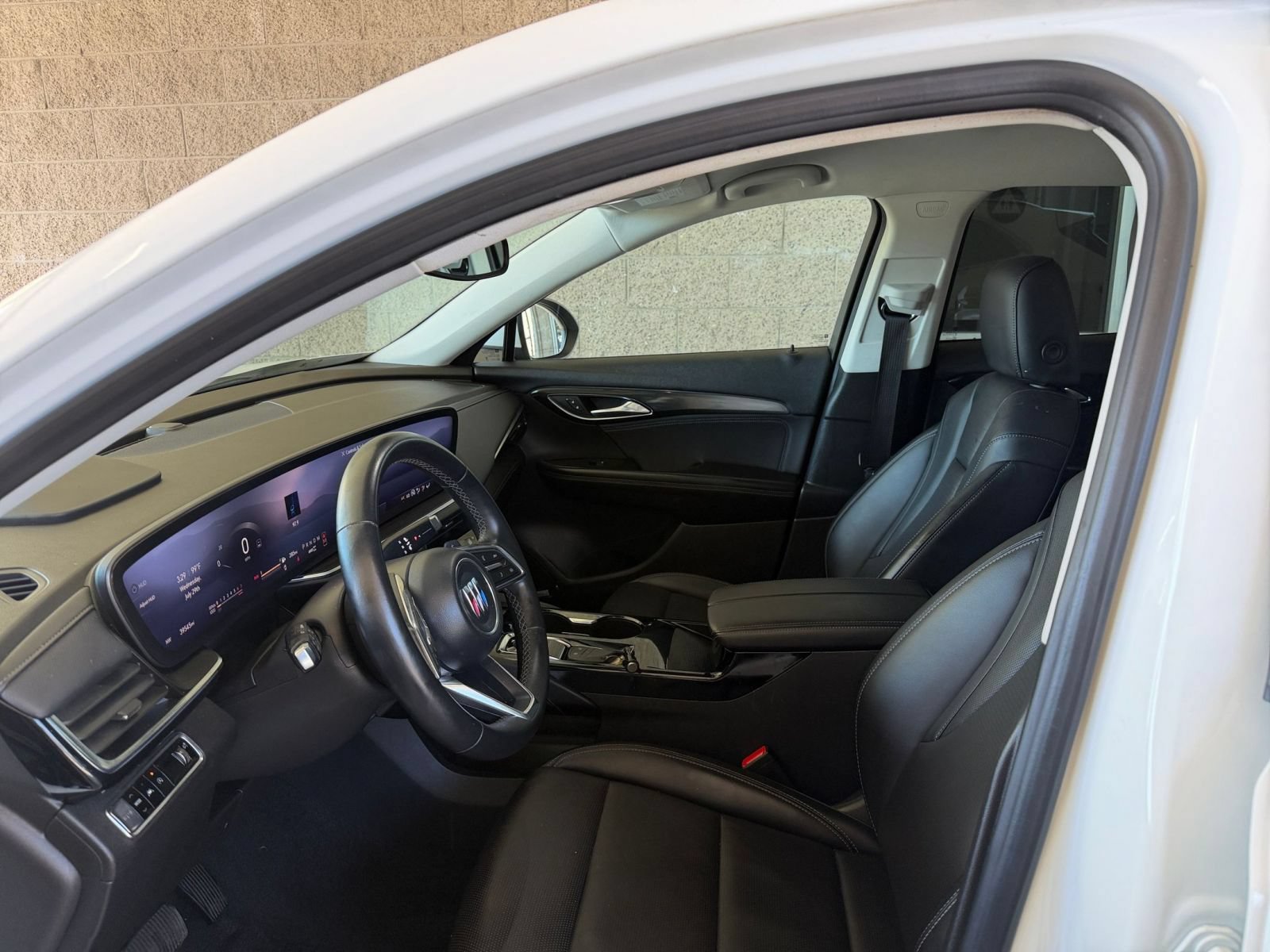 Used 2024 Buick Envision Preferred AWD/4WD image 27