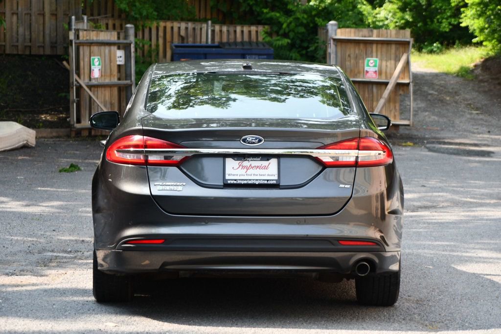 Used 2017 Ford Fusion Energi SE image 7