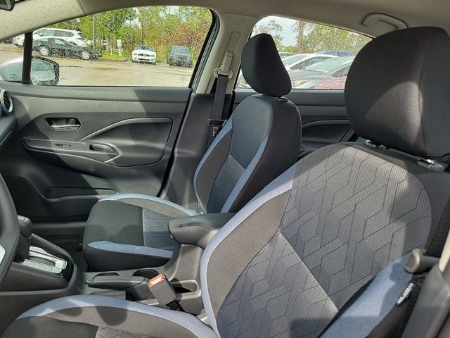 New 2025 Nissan Versa SV w/ Trunk Package image 7