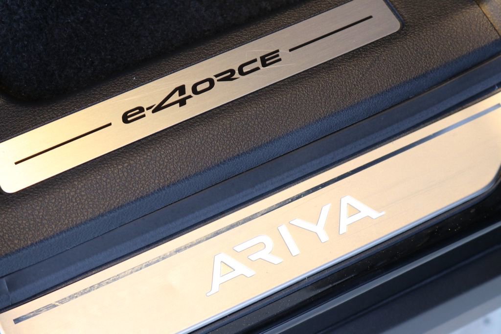 Used 2023 Nissan Ariya AWD image 34