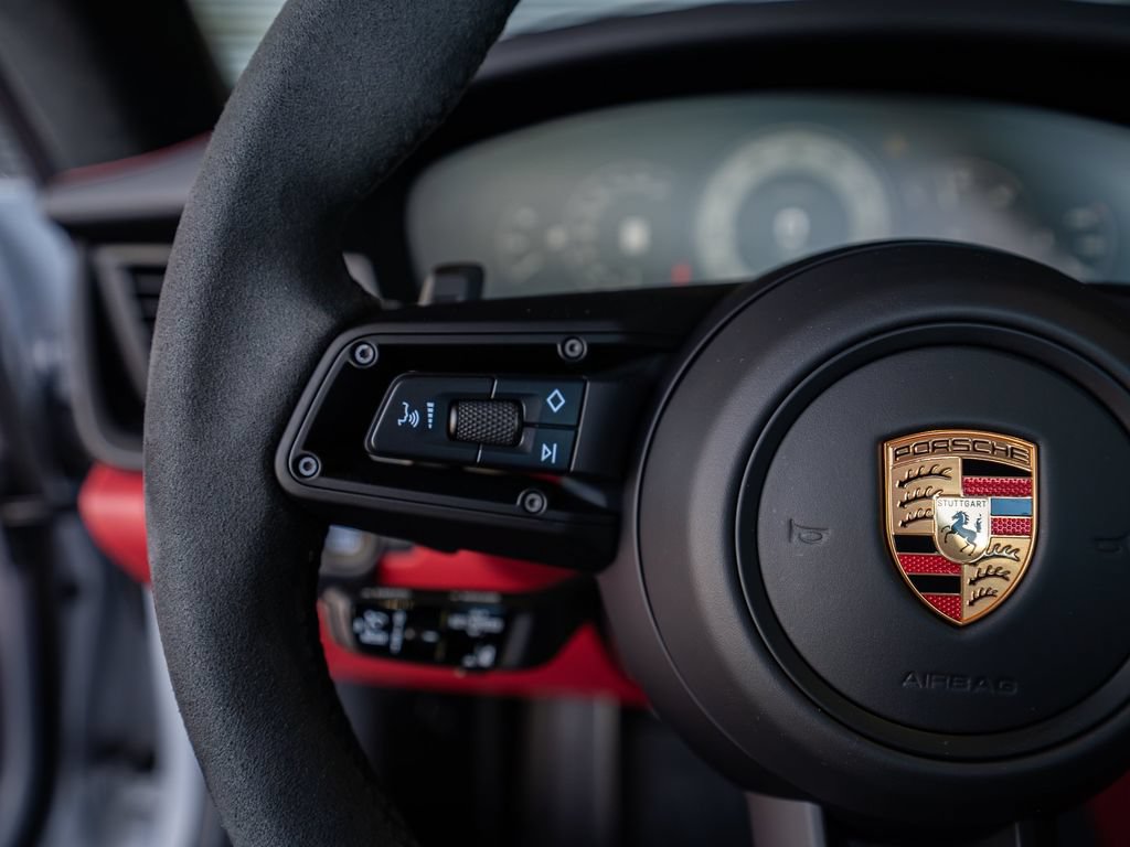 Certified 2026 Porsche 911 Carrera GTS RWD image 17
